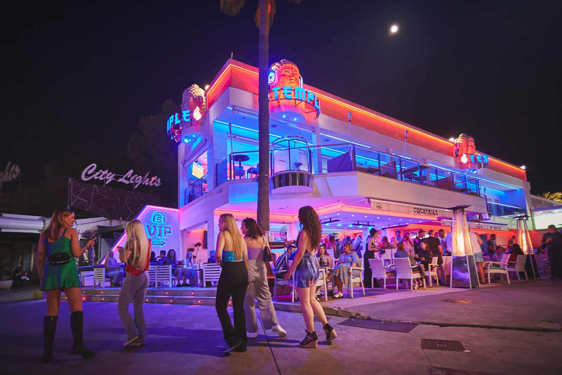 Magaluf bars at night